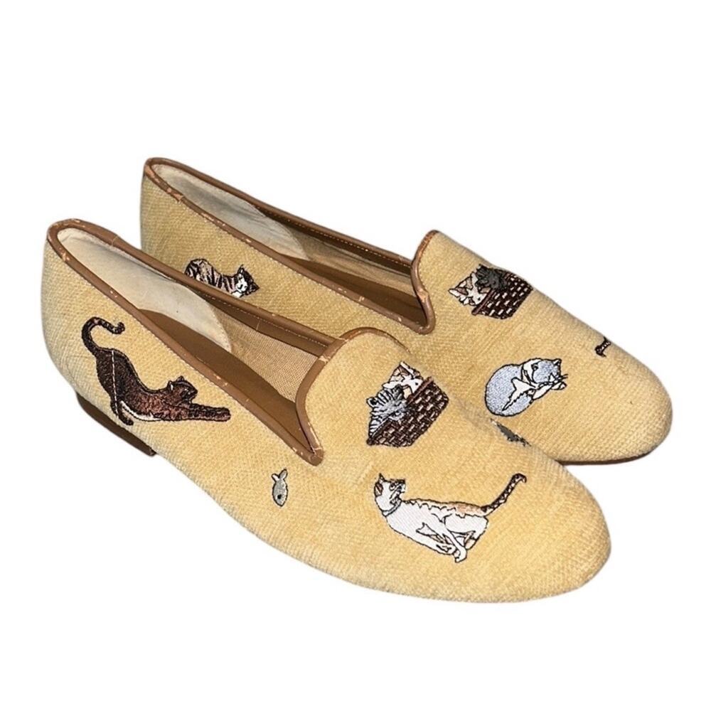 Vintage Loafers Flats Cat-Embroidered Needlepoint Loafers Beige Size 10